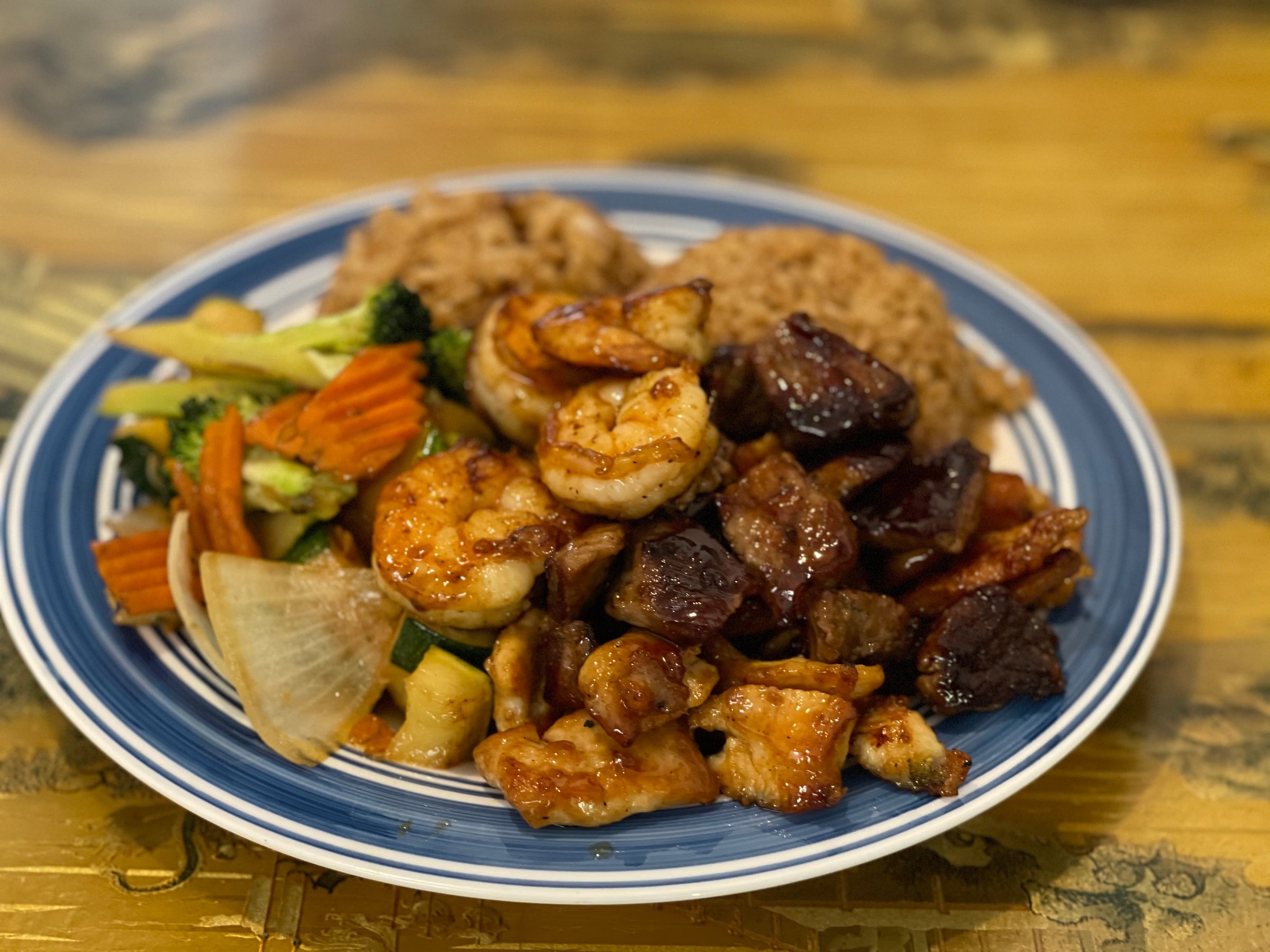 Hibachi Steak, Shrimp and Chicken 雞牛蝦 Fuji Grill (North